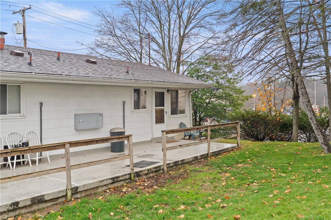 718 W Ingomar Rd #2, Mccandless, PA 15237