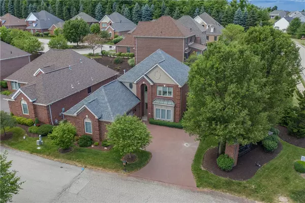 100 Prestonwood Ln, Peters Twp, PA 15317