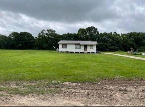 186 Kratzer LN, Roanoke, LA 70581