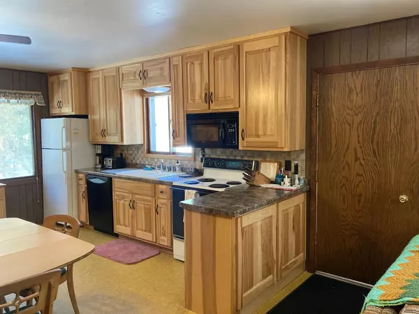 Crivitz, WI 54114,12399 GRINDLE LN