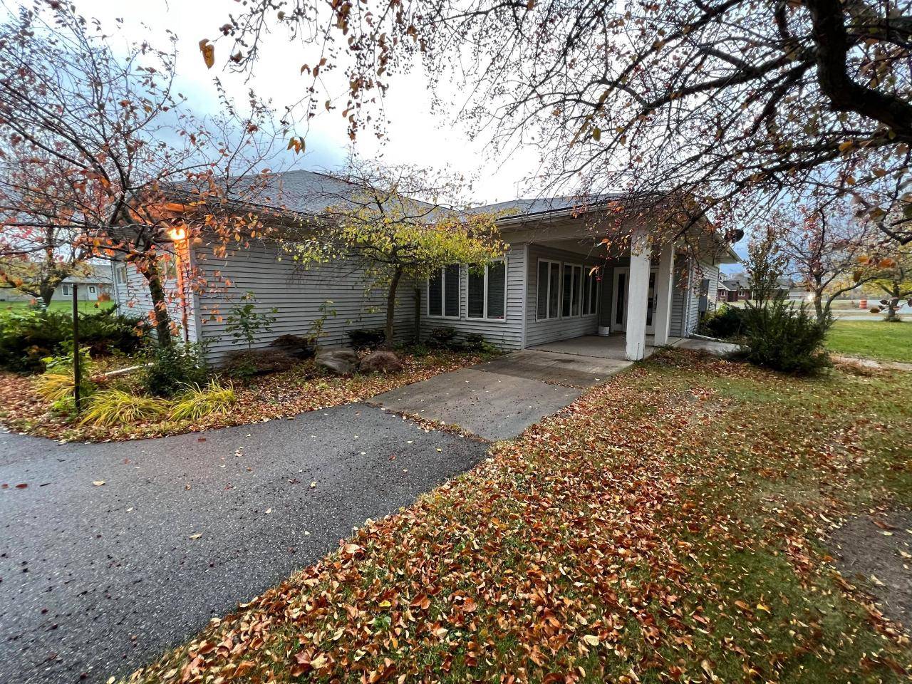 400 RAILROAD AVE, WI 54414
