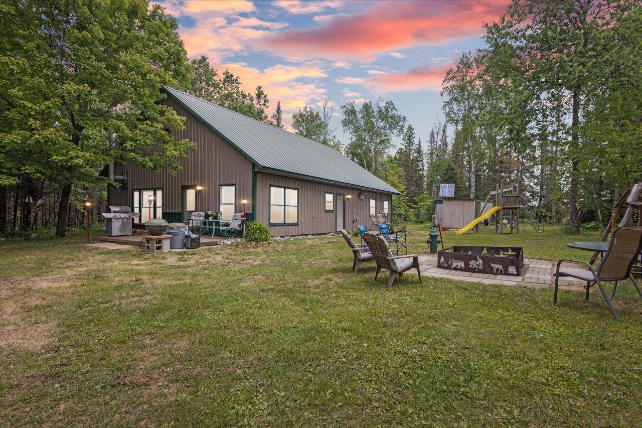 101 HWY 101, Armstrong Creek, WI 54103