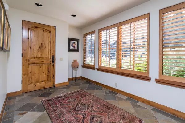 Ketchum, ID 83340,110 Lodge LN
