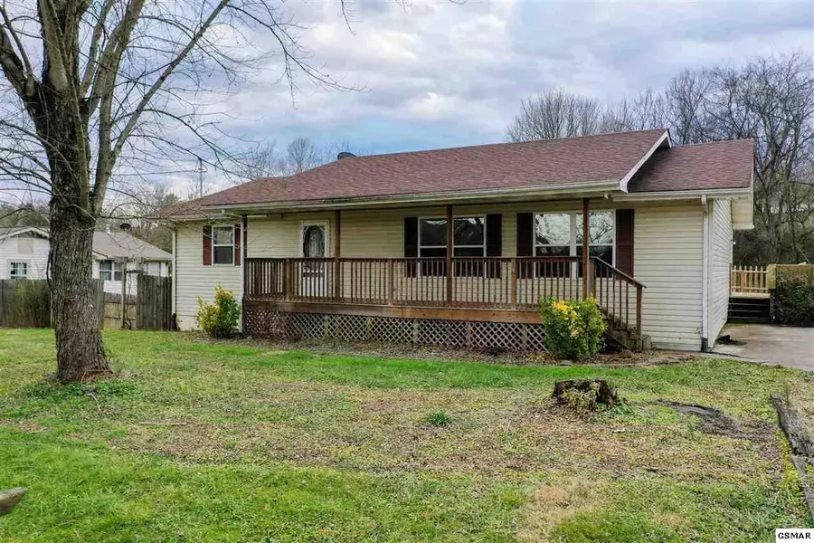 2419 Big River Overlook DR, Sevierville, TN 37876