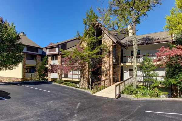 1130 Ski View DR Unit 109, Gatlinburg, TN 37738