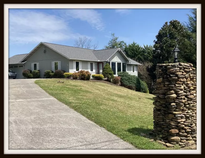 2229 Battle Ground DR, Pigeon Forge, TN 37863