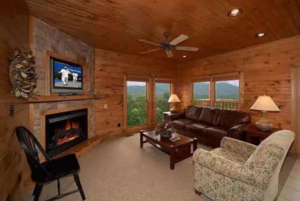 Gatlinburg, TN 37738,820 Great Smoky WAY