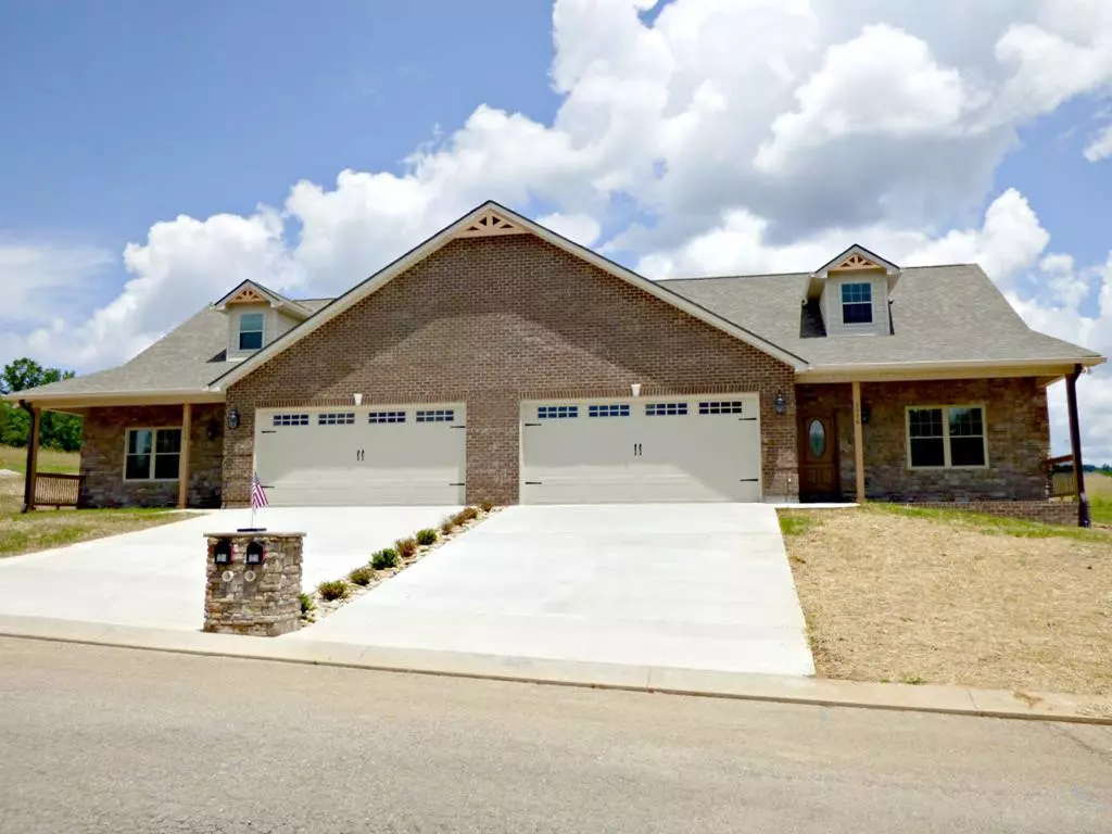 Dandridge, TN 37725,3026 Villas Creekside DR