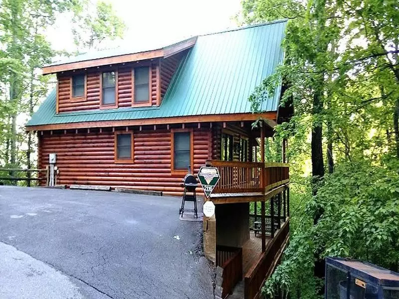 2116 Tamins, Gatlinburg, TN 37738