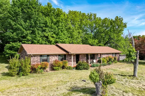 Jefferson City, TN 37760,222 Tom Franklin RD
