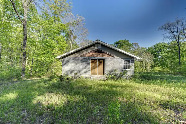 872 Motes RD, Spring City, TN 37381