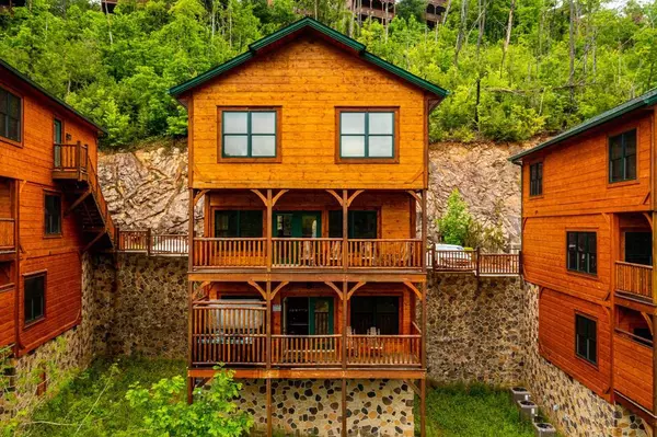 Gatlinburg, TN 37738,852 Resort WAY