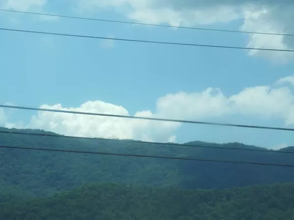 Sevierville, TN 37876,3524 Wears Valley RD