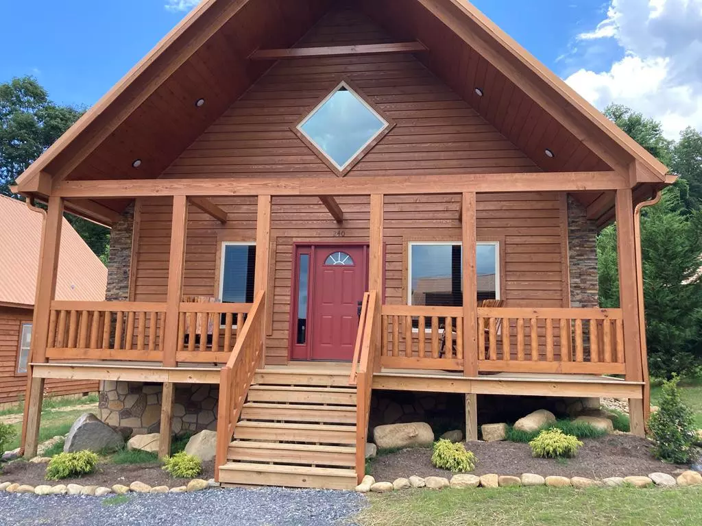 Gatlinburg, TN 37738,240 Forrest Loop WAY