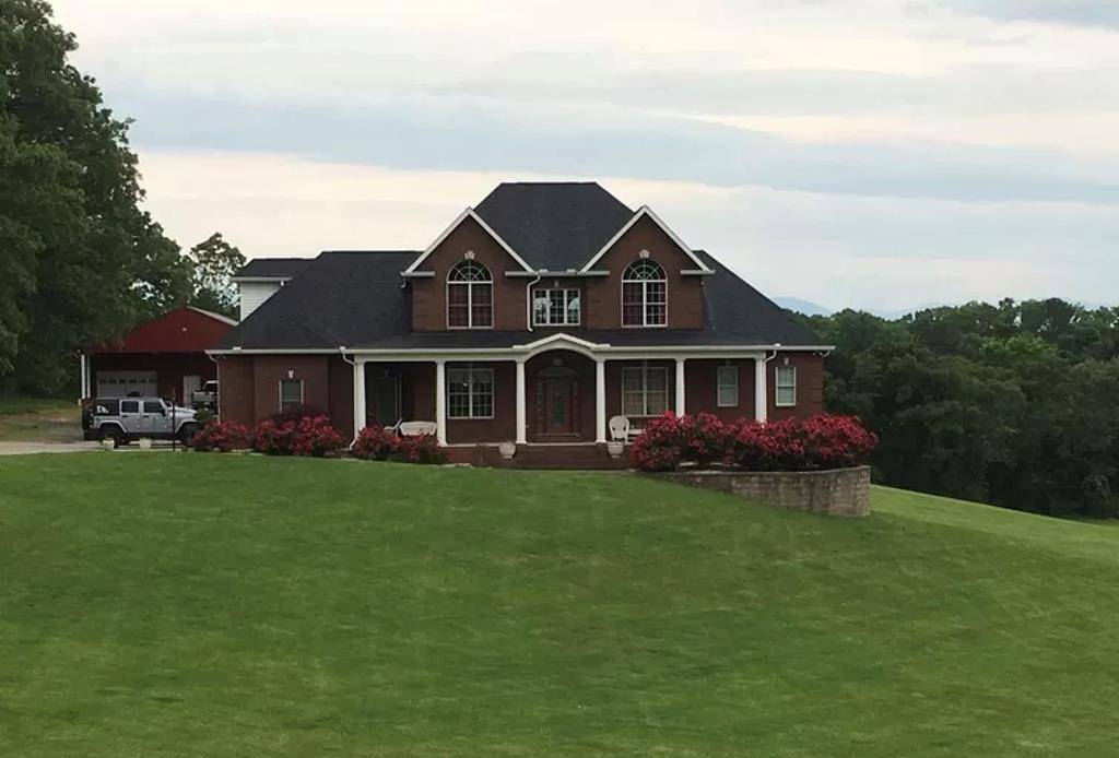1875 Fain Cemetary RD, Dandridge, TN 37725