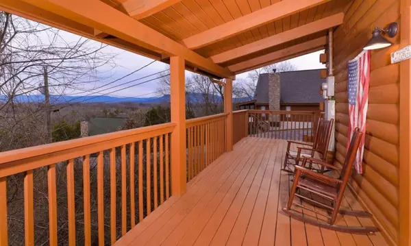 Sevierville, TN 37876,2205 EAGLE FEATHER DR