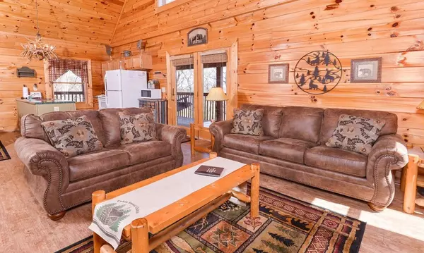 Sevierville, TN 37876,2205 EAGLE FEATHER DR