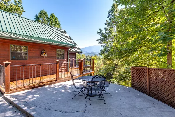 Gatlinburg, TN 37738,732 Colt LN