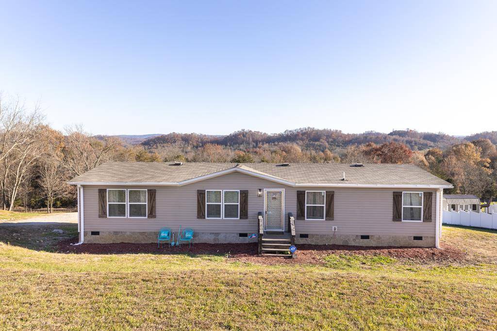 604 Elaine LN, Tazewell, TN 37879