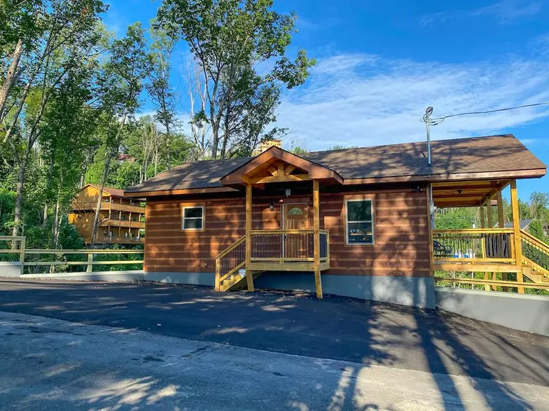 717 Short RDG, Gatlinburg, TN 37738