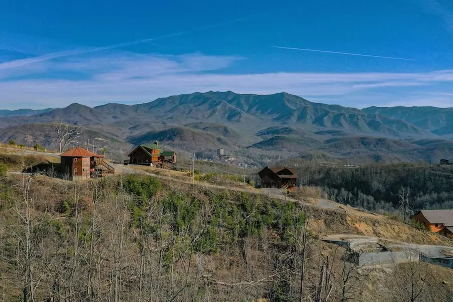 Wiley Oakley DR, Gatlinburg, TN 37738