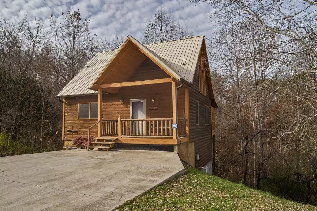 Sevierville, TN 37862,510 HIDEAWAY RIDGE CIR