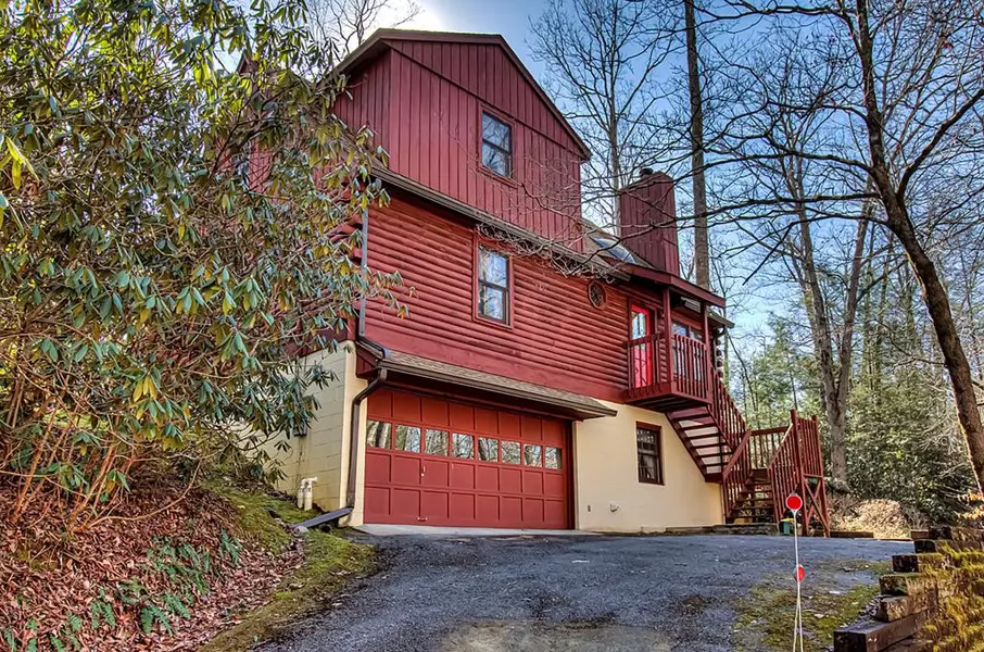 406 Ownby CIR, Gatlinburg, TN 37738