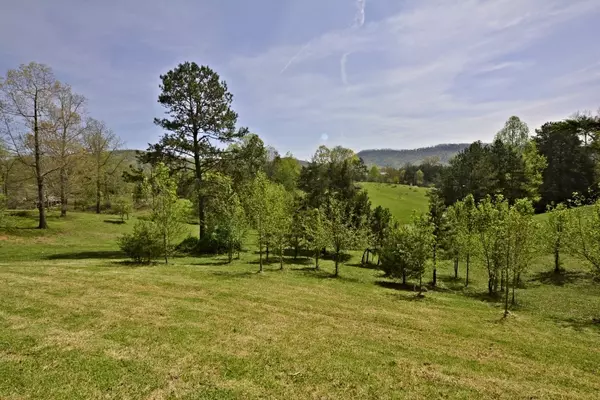 Sevierville, TN 37876,2759 English Hills DR