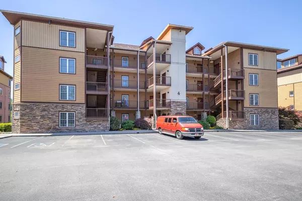 527 River Place WAY Unit 414, Sevierville, TN 37862