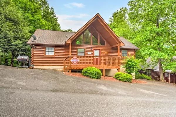 1516 Bears Den WAY, Sevierville, TN 37862