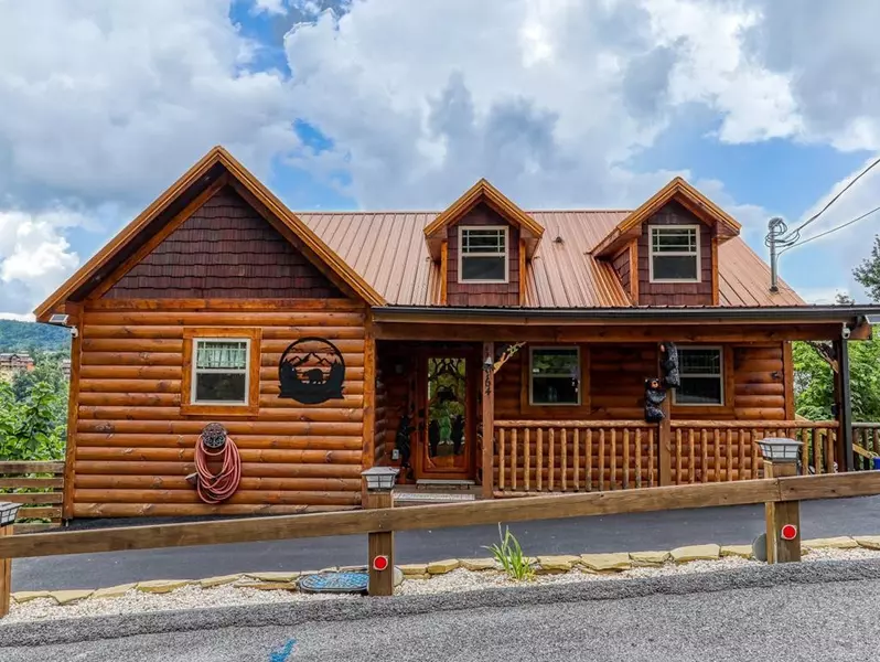 964 Village Loop RD, Gatlinburg, TN 37738