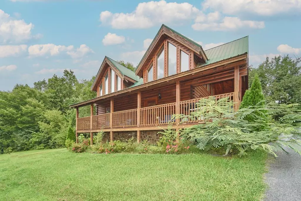 Pigeon Forge, TN 37863,552 Blackberry Ridge WAY