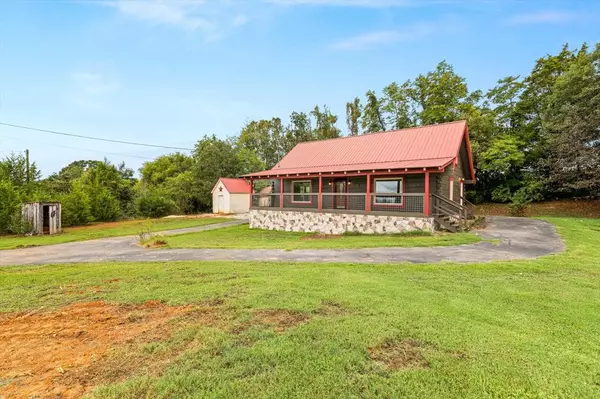 1414 Twin Oaks RD, Sevierville, TN 37876