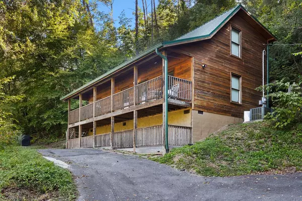 619 Pine MTN, Pigeon Forge, TN 37863