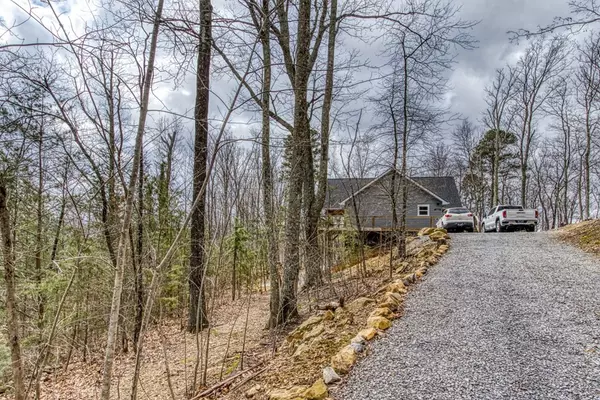 Sevierville, TN 37862,5042 SETTLERS VIEW LN