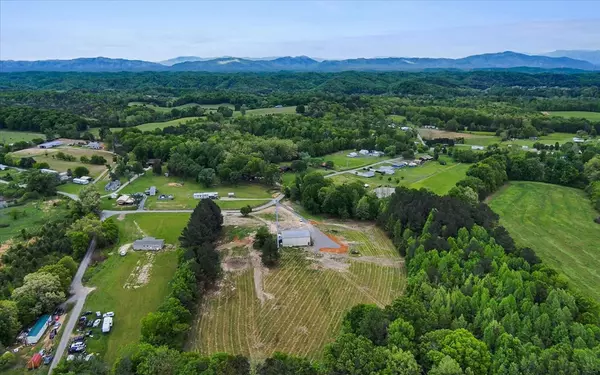 Bybee, TN 37713,266 Buffalo RD