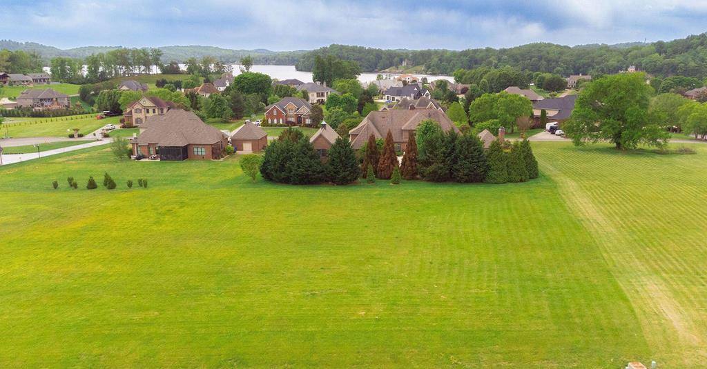 3649 Calumet DR, Louisville, TN 37777