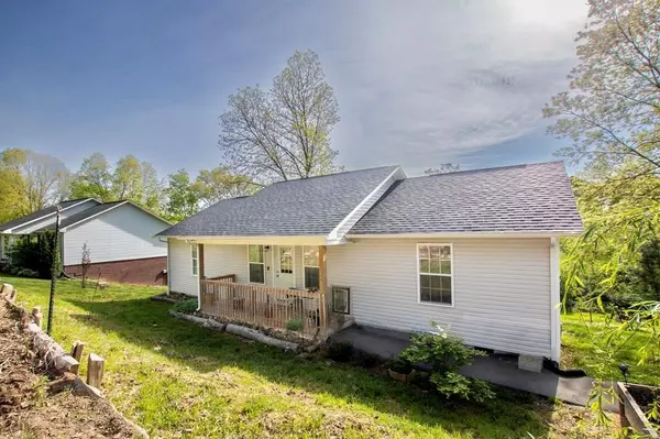 238 Wilmore DR, White Pine, TN 37890