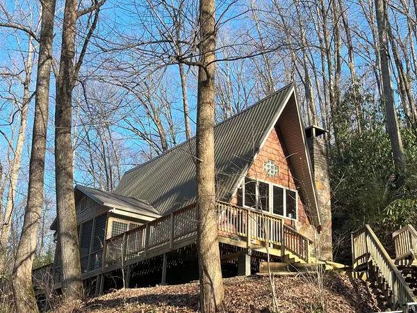 1137 Ski Mountain RD, Gatlinburg, TN 37738