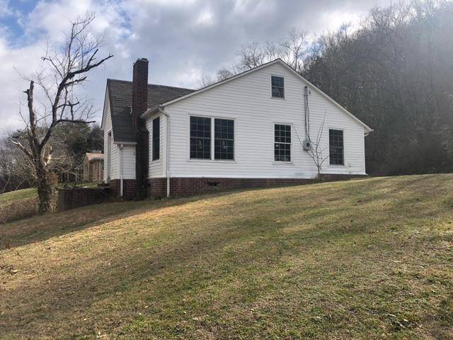 739 Main ST, Sevierville, TN 37862