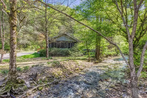 3049 Clear Fork RD, Sevierville, TN 37862