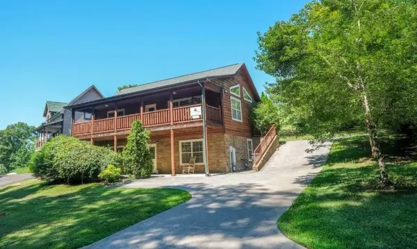 2613 Stonebrook, Pigeon Forge, TN 37863