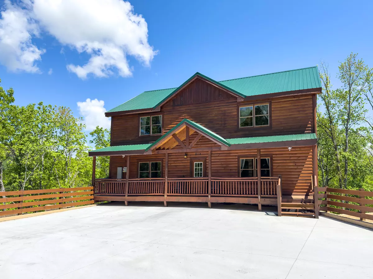 Gatlinburg, TN 37738,814 Wattle Blossom WAY