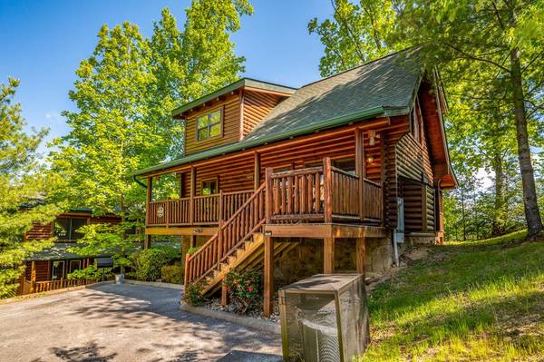 1671 Mountain Lodge WAY, Pigeon Forge, TN 37862