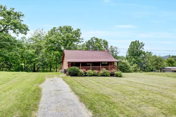 Sevierville, TN 37862,2842 Covemont RD