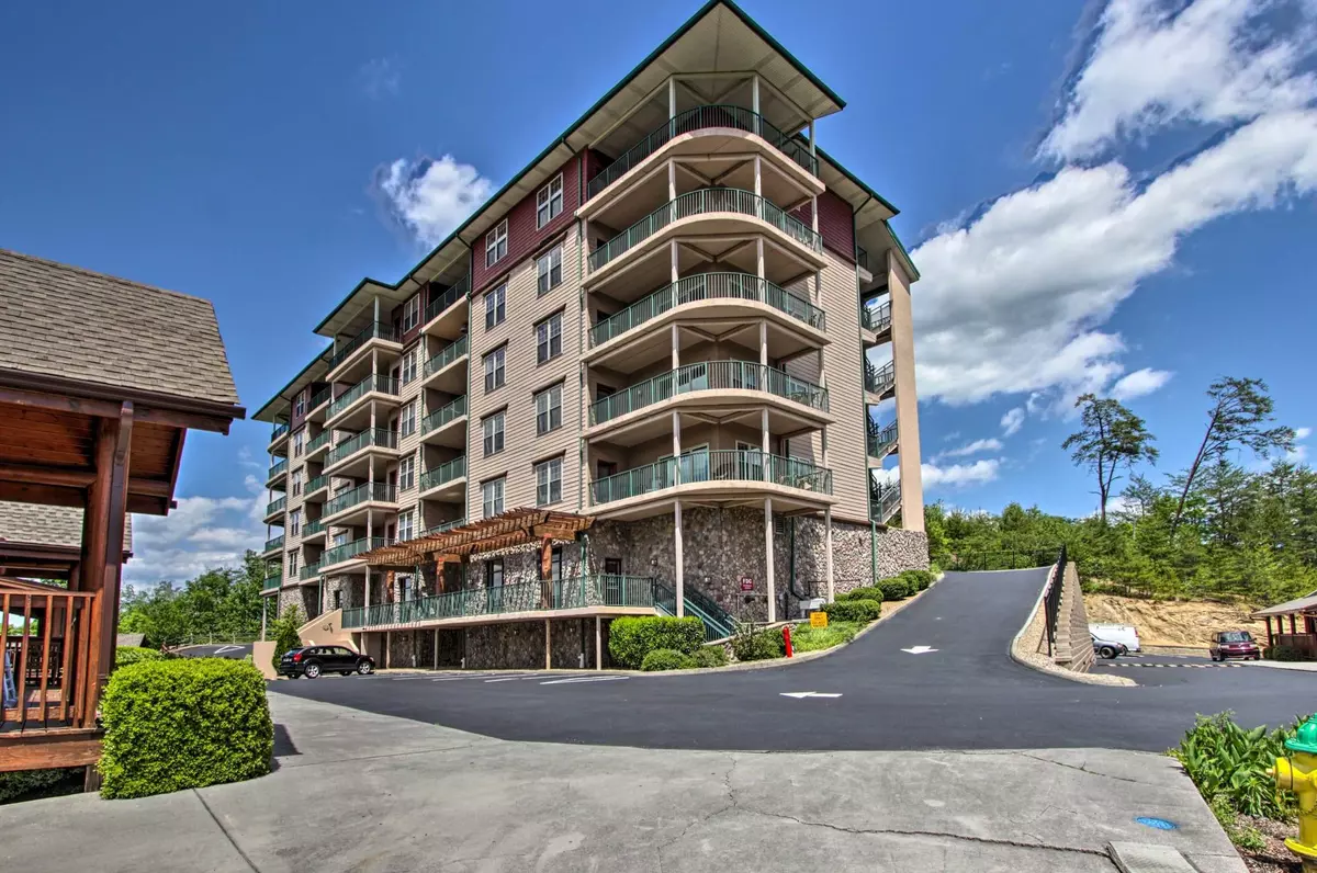 Pigeon Forge, TN 37863,410 Big Bear WAY 5002