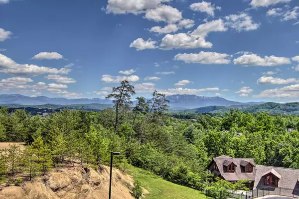 Pigeon Forge, TN 37863,410 Big Bear WAY 5002