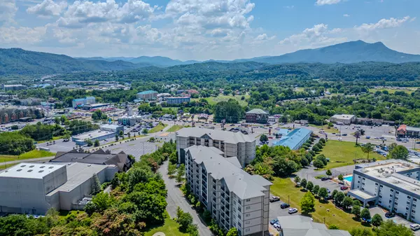 Pigeon Forge, TN 37863,124 Plaza DR 5601