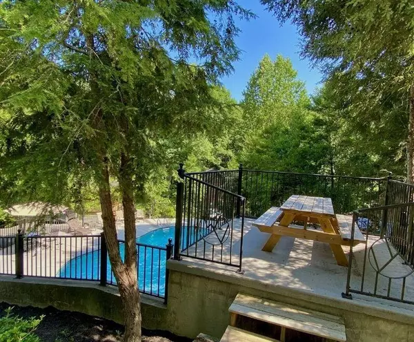 Pigeon Forge, TN 37863,2805 Forrest WAY