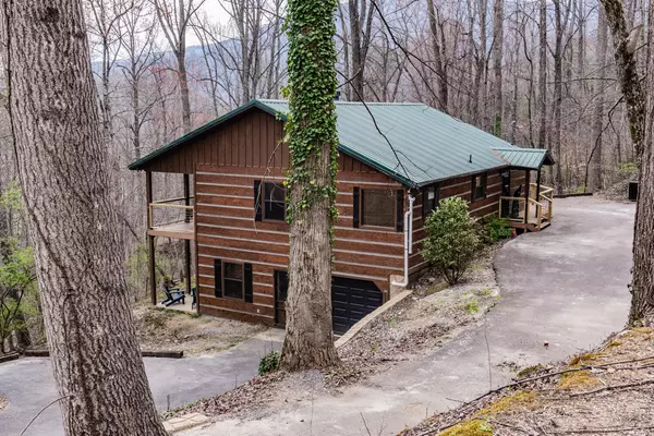 4053 Ole Smoky Way WAY, Sevierville, TN 37862